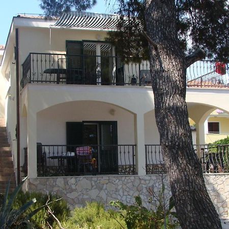 Apartments & Rooms Ruzmarin Рогозница Экстерьер фото